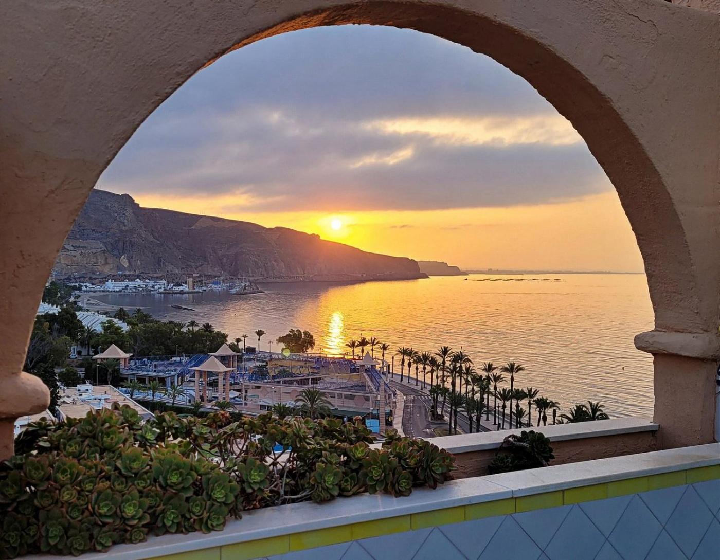 Acogedor Apartamento Recien Reformado En El Puerto Deportivo De Aguadulce Aguadulce  Exteriér fotografie